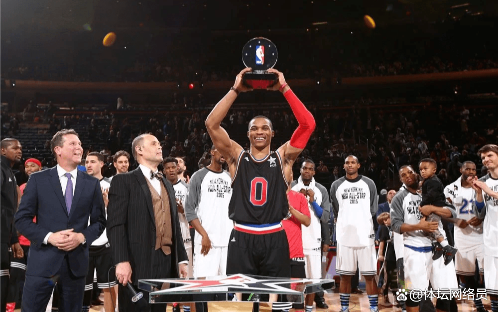 威少绝杀时刻，关键时刻神级表现点燃赛场，绝杀战胜迎来胜利！的简单介绍